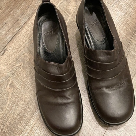 Dansko Brown leather slip-on loafers size 40 - Picture 9 of 16